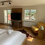 Sonne Bed & Breakfast 3*